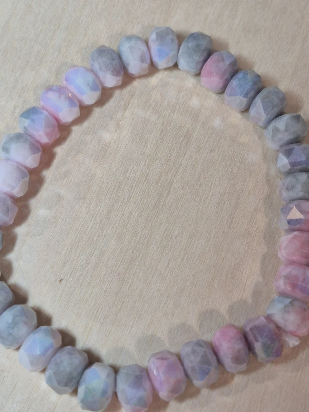 💜🤍NEW🤍💜 PRETTY!! Faceted MOSS AGATE AND AMETHYST Mix Stretch Bracelet
